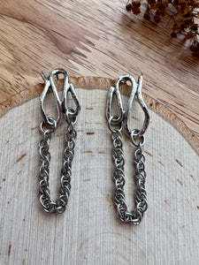 ánimo chain earrings