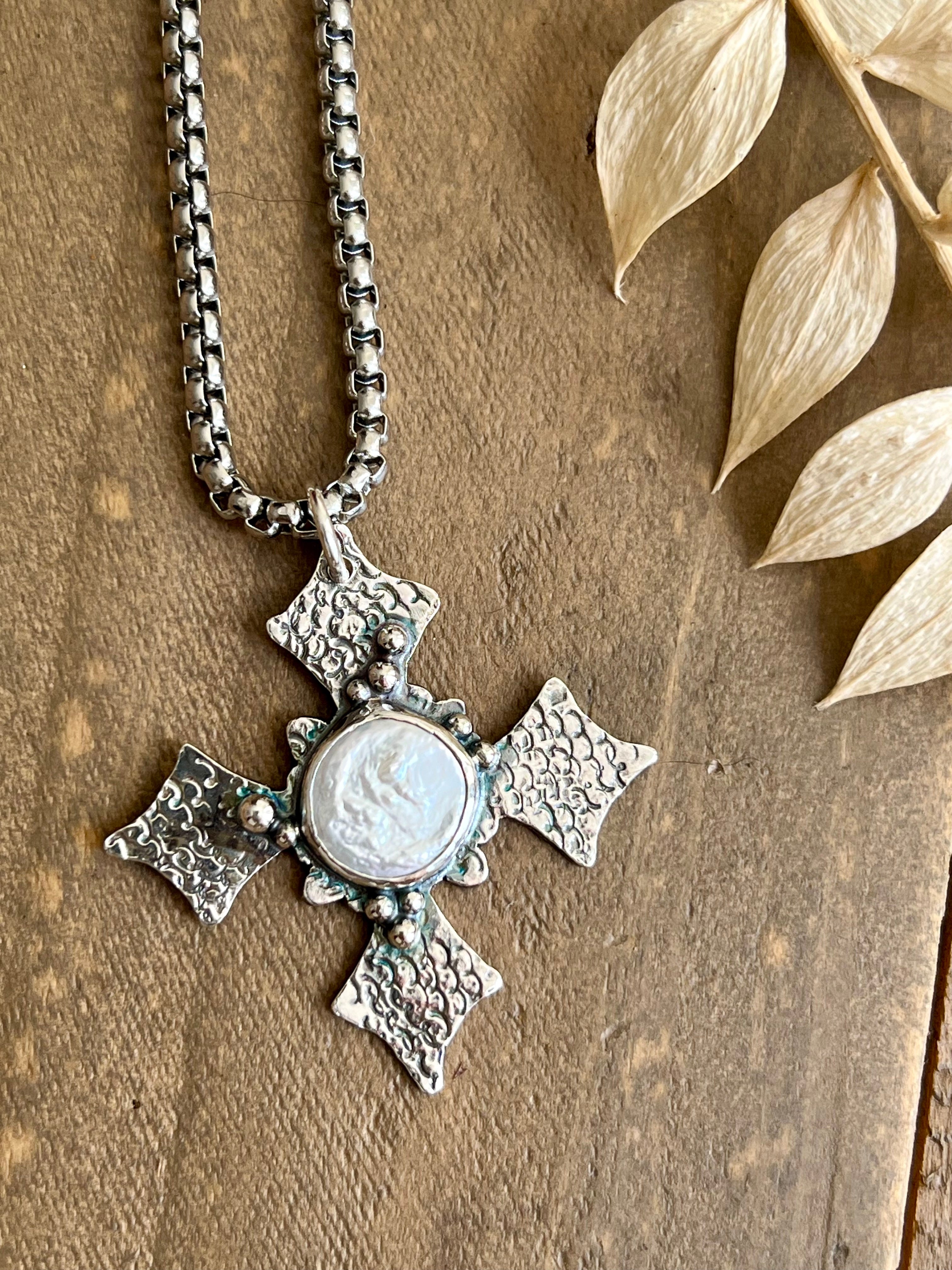 Filia Cruz Necklace