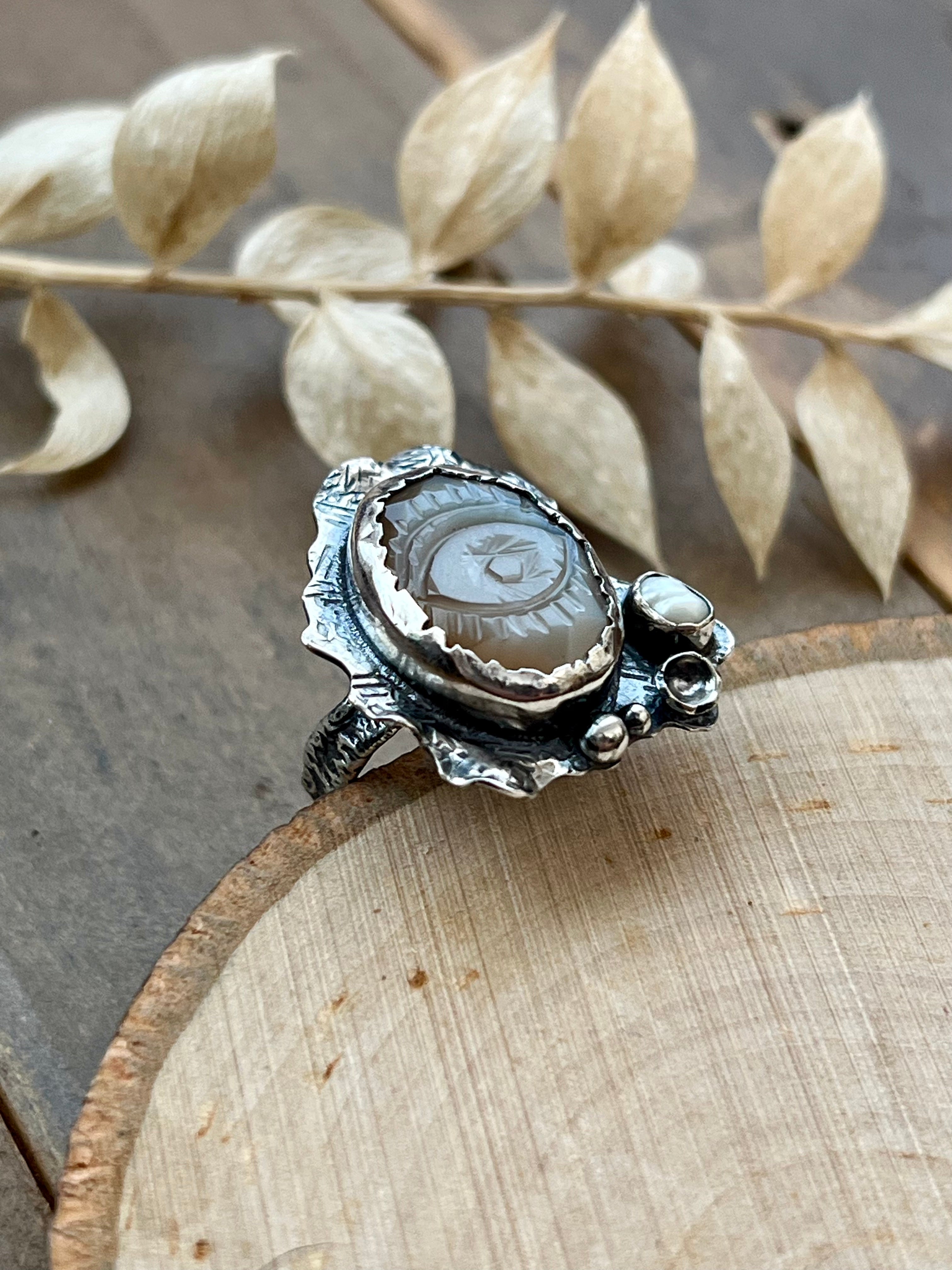 Te Ví Ring