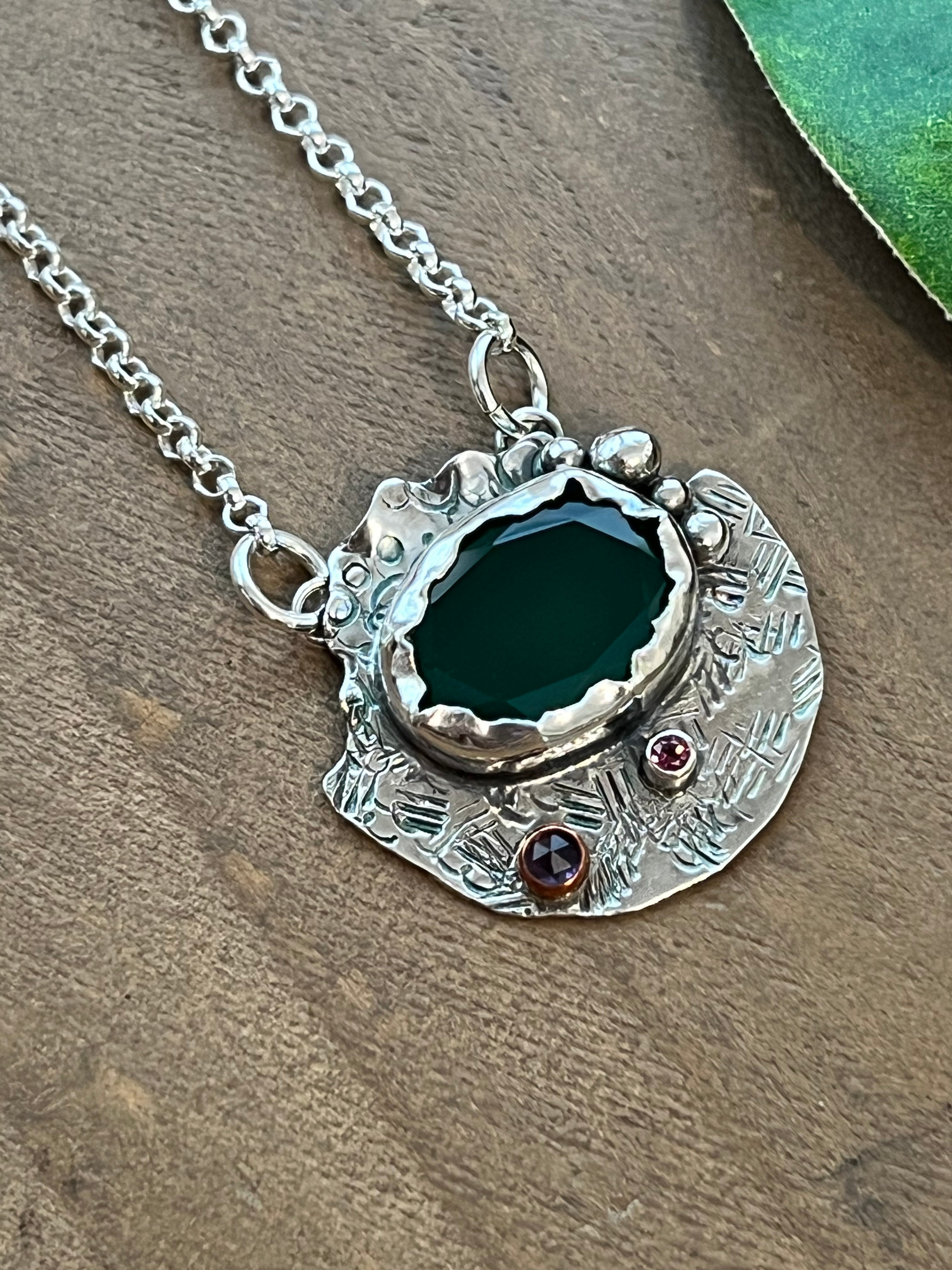 "Verde que te quiero verde" Necklace